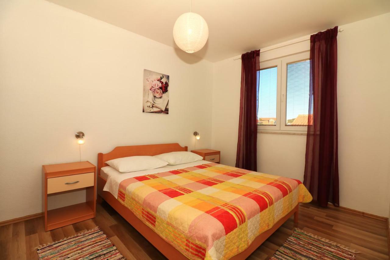 Apartments Sladana Jezera Luaran gambar