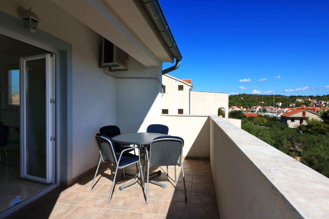 Apartments Sladana Jezera Luaran gambar