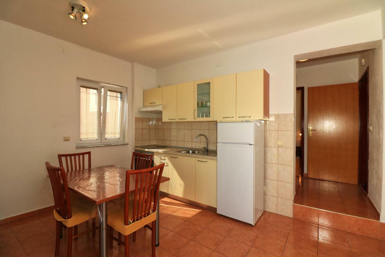 Apartments Sladana Jezera Luaran gambar