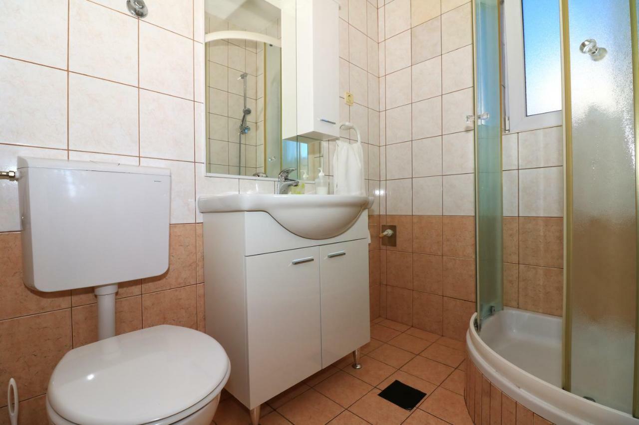 Apartments Sladana Jezera Luaran gambar