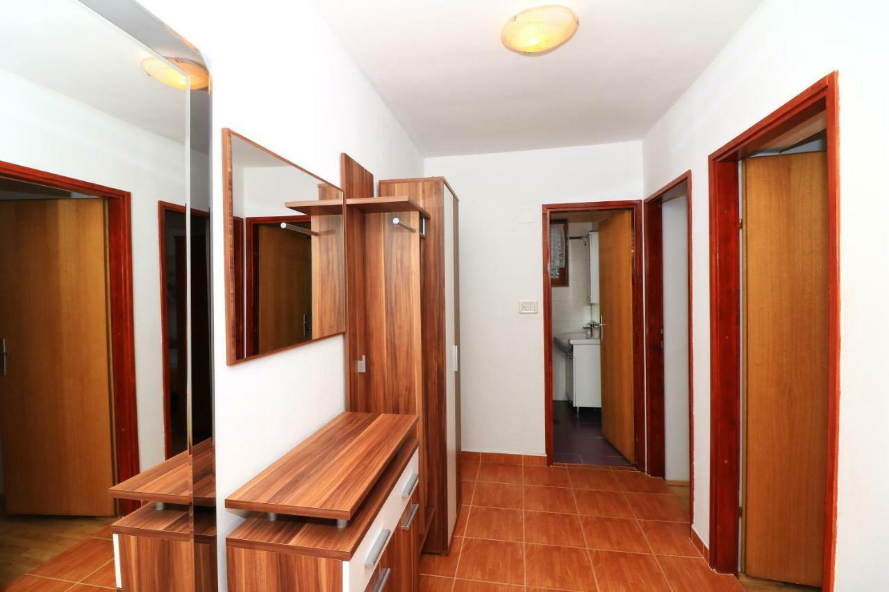 Apartments Sladana Jezera Luaran gambar